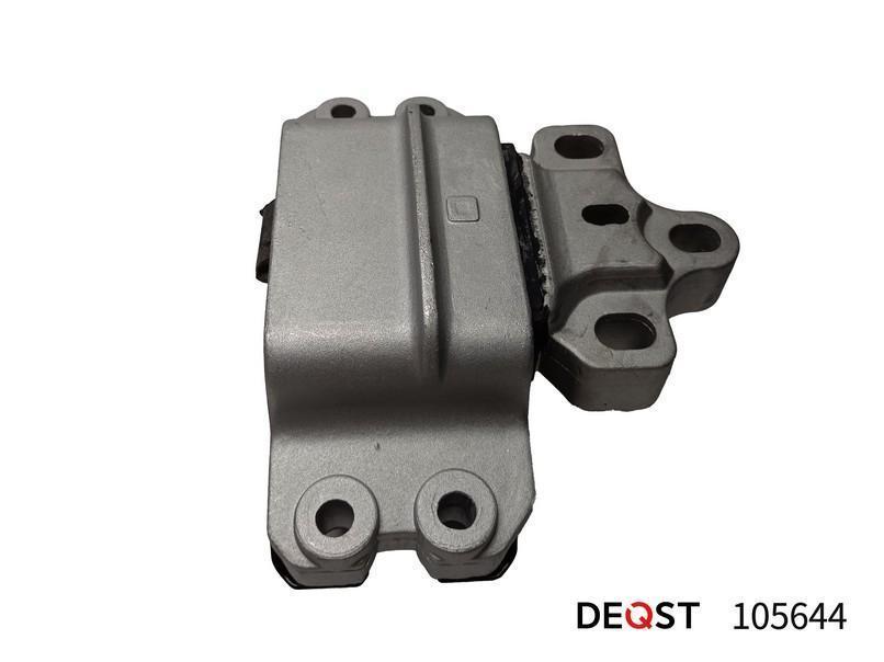 Опора двигателя AUDI Q3 (8U) 06,11- 2 левая \ 105644 DEQST