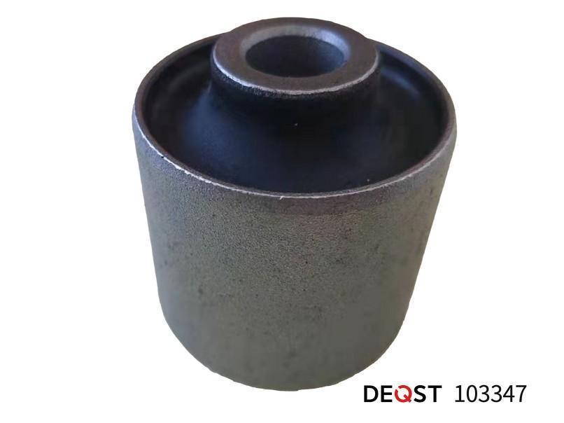 Сайлентблок рычага Toyota Land Cruiser (J100) 98-07; Lexus 02-07 заднего продольного \ DEQST 103347