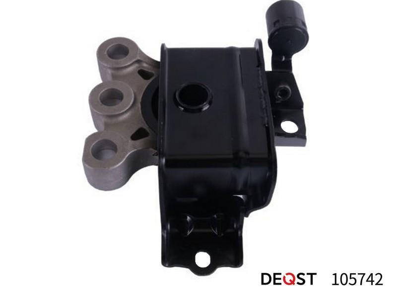 Опора двигателя Chevrolet Aveo (T300) 11-, Cobalt 11- АКПП левая верхняя \ DEQST 105742