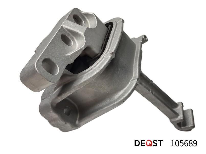 Опора двигателя SKODA OCTAVIA (5E3) ХЭТЧБЭК 11,12- 1,6 правая \ 105689 DEQST