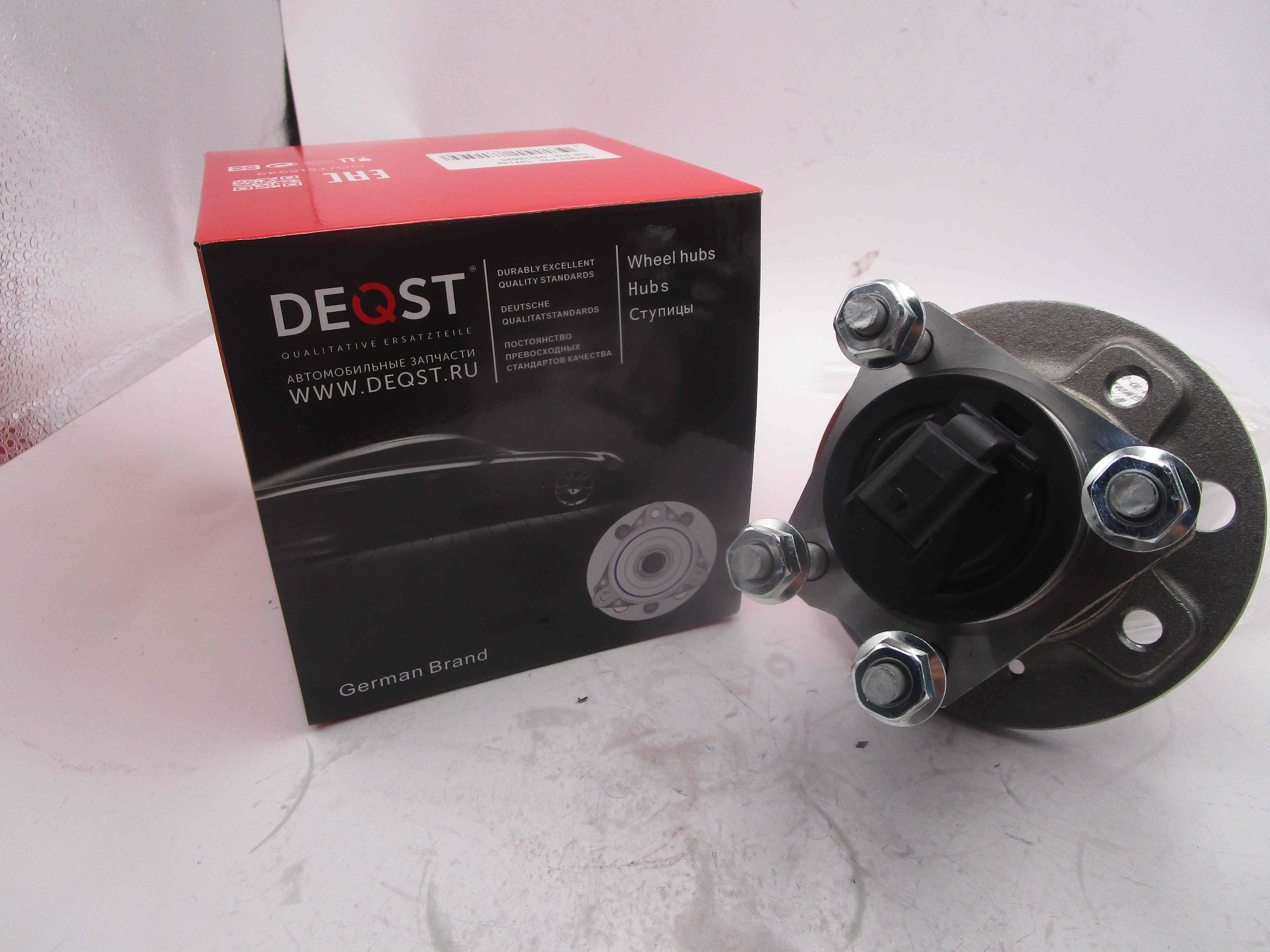 Ступица OPEL ASTRA H 03.2004- с подшипником задняя for 4 holes \ 107142 DEQST