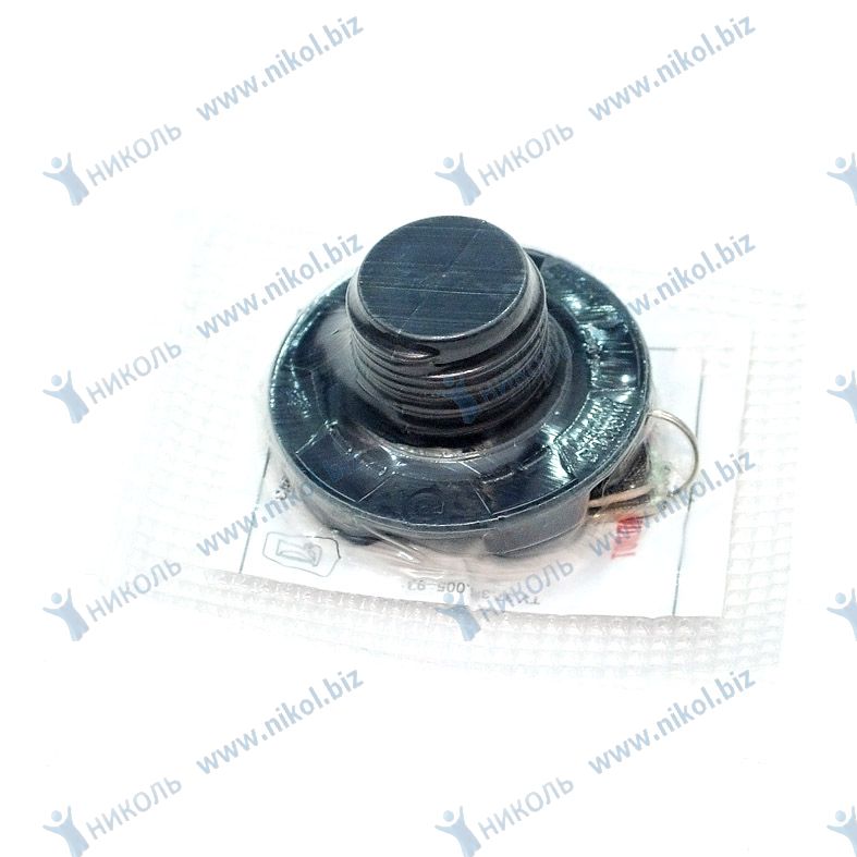 Крышка б/бака 1111 (с ключом) Autoparts