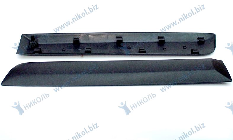 Молдинг задней двери Renault SANDERO ASAM-SА 8200735133