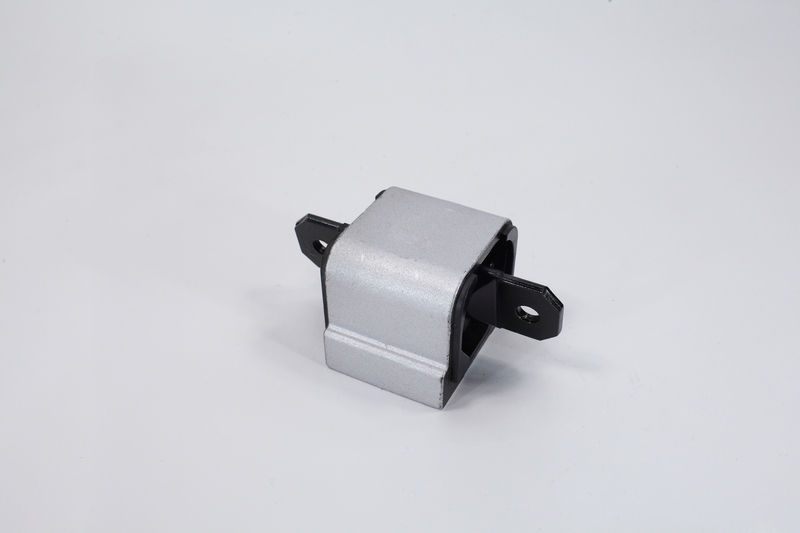 Опора КПП Mercedes Sprinter 06-, Viano (W639) 03-, Vito (W639) 03- \ 33261 01 ZFR
