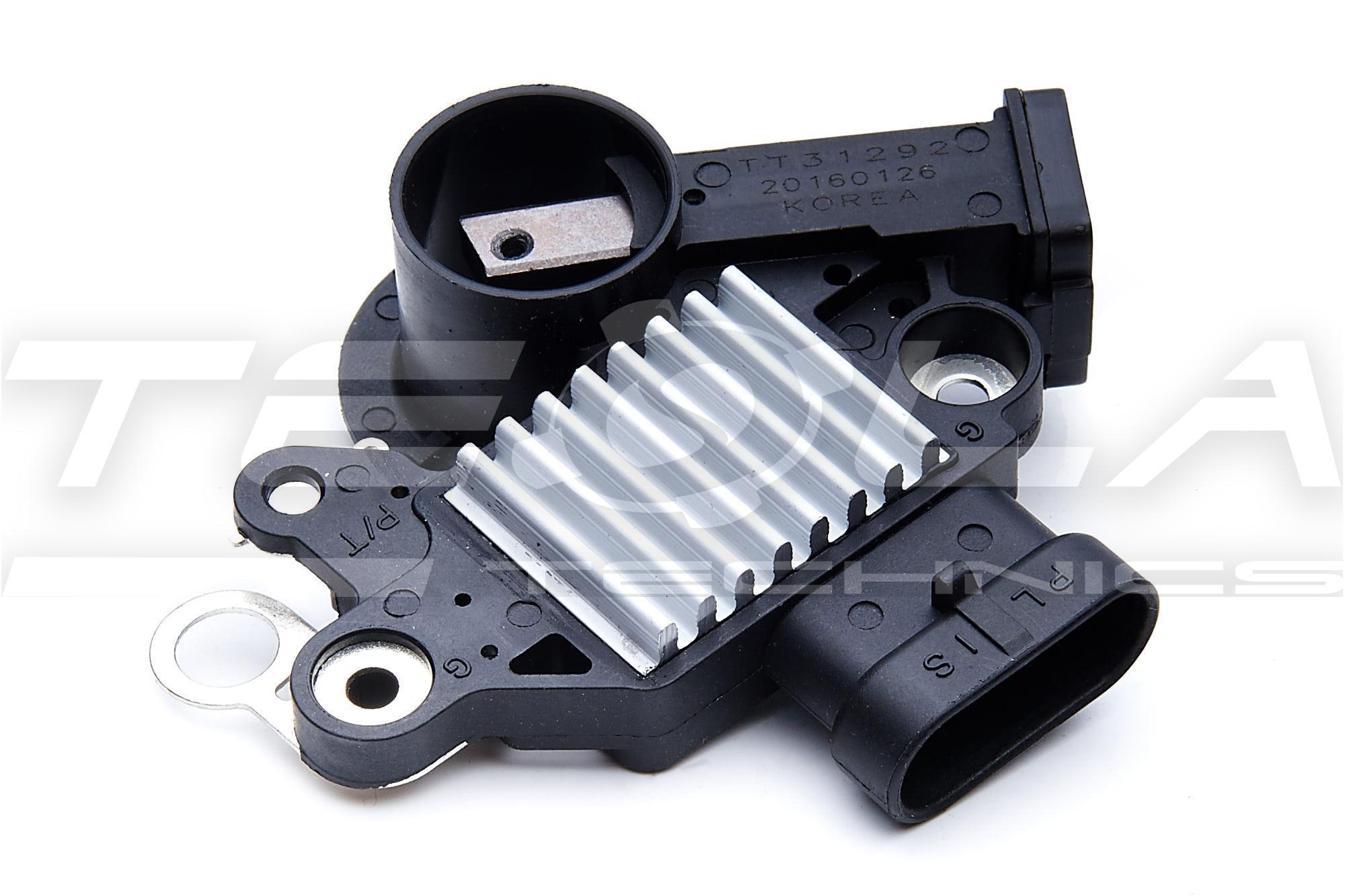 Регулятор напряжения Chevrolet Aveo 02-, Lacetti 04-, Captiva 06- (3PIN) =D2262