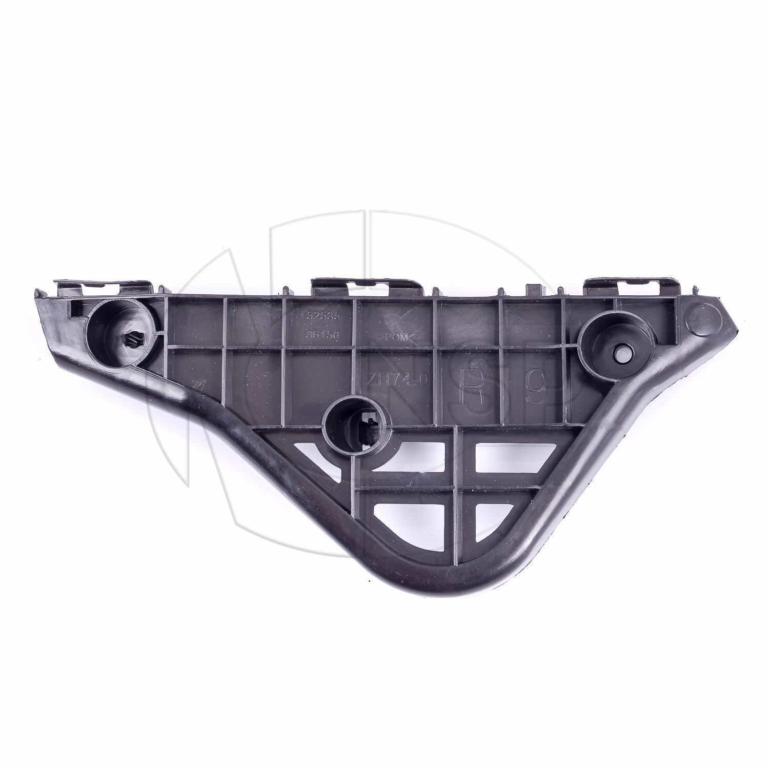 Кронштейн бампера переднего правый TOYOTA Camry VII