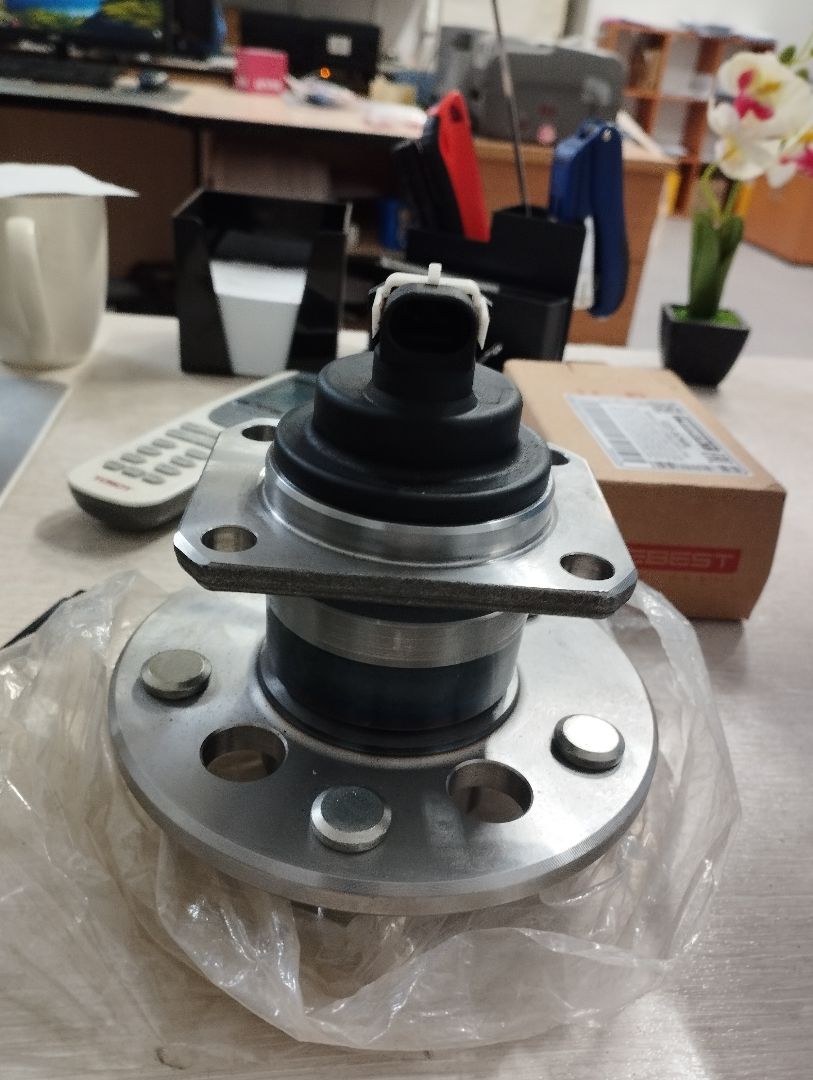 Ступица CHEVROLET: VENTURE 02-04 \ PONTIAC: AZTEK 01-05, MONTA ILJIN