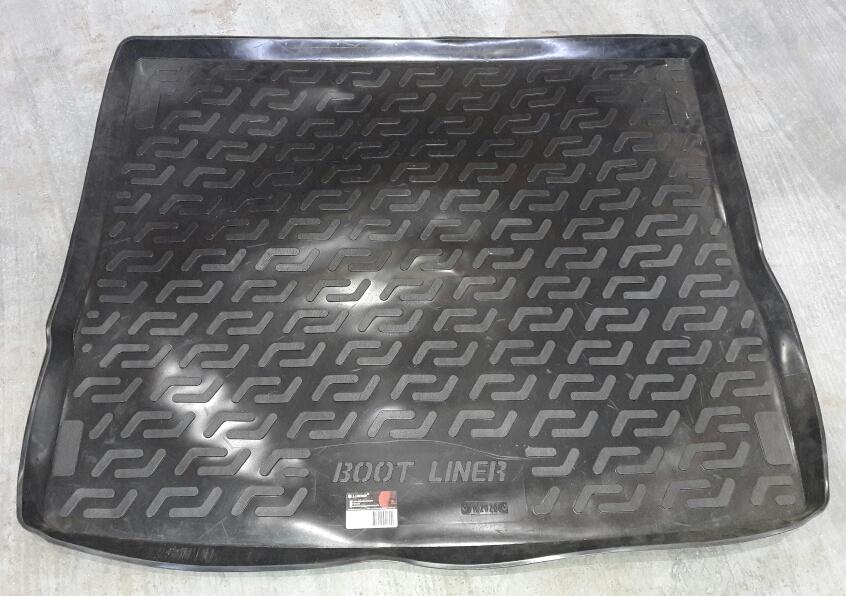 Коврик багажника Ford Focus II universal 05- L.Locker