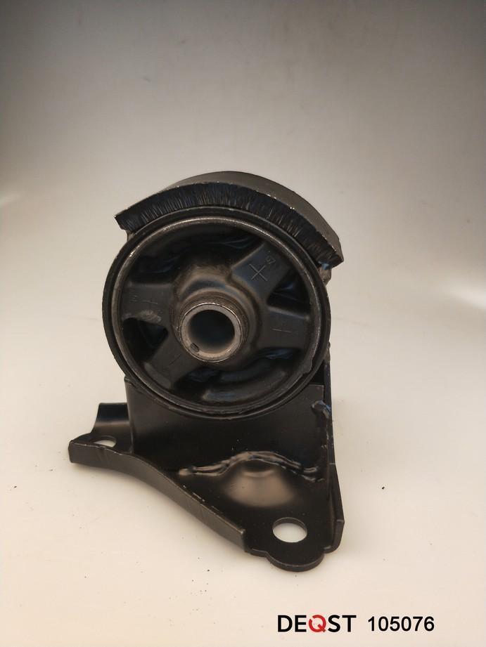 Опора двигателя HYUNDAI TUCSON (JM) TUCSON (JM) 08.04-01.10 передняя \ 105076 DEQST