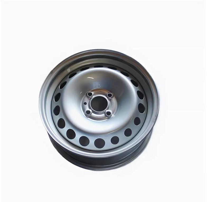 Диск колеса для а/м Lada Largus, Logan 2 R15 серебристый крепление 4 болта