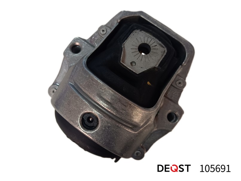 Опора двигателя AUDI A4 (8K2, B8) СЕДАН 11,07- 1,8 правая \ 105691 DEQST