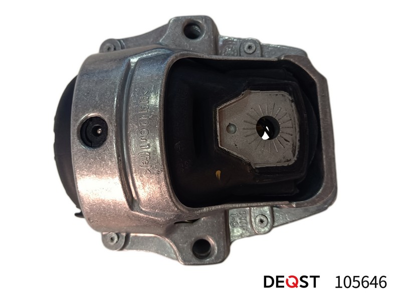 Опора двигателя AUDI A4 (8K2, B8) СЕДАН 11,07- 1,8 правая \ 105646 DEQST